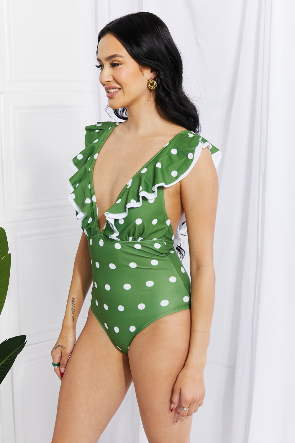 Swim Moonlit Dip Ruffle Plunge Swimsuit in Mid Green